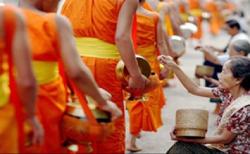 Sự cần biết về bố thí 